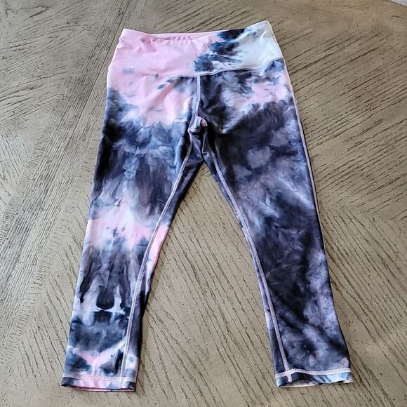 Vogo size M tie dye legging 💖🤍 - Picture 2 of 9